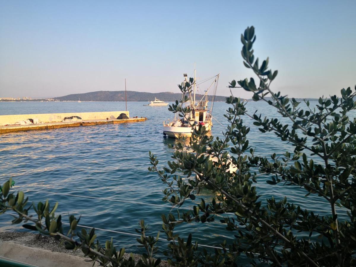 Old Fisherman House Kaštela Exteriör bild
